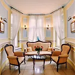 Hotel Royal 3*