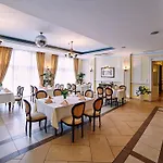 Hotel Royal