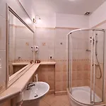 Hotel Royal 3*