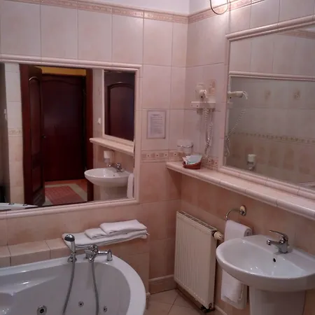 Royal 3* Ostrów Wielkopolski