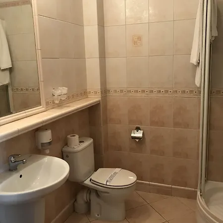 Royal Hotel