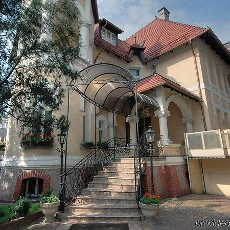 Royal 3* Острув-Велькопольски